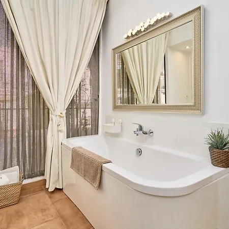 Casa Naranjos Capistrano Nerja